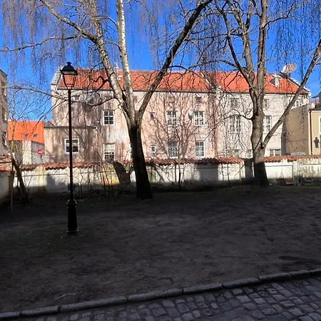 Artistic In The Old Town Apartment *