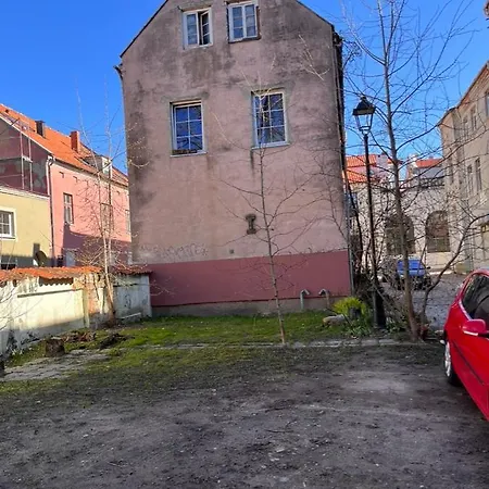 Artistic In The Old Town Apartment Klaipeda