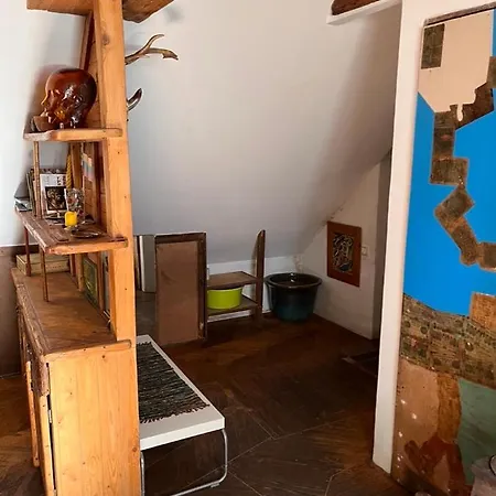 Apartment Artistic In The Old Town