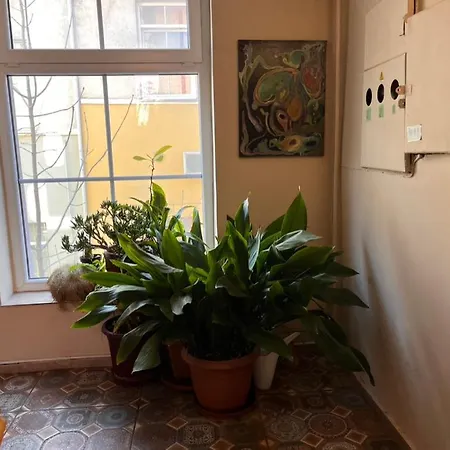 Artistic In The Old Town Apartment *